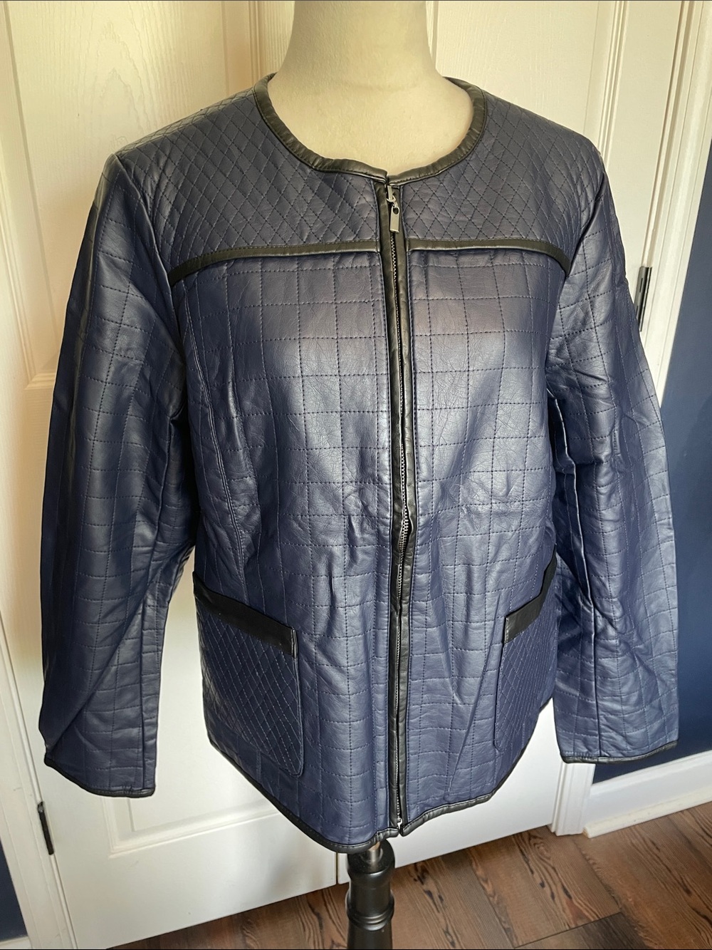 NWOT Joan Rivers Quilted Navy Blue Zip-Front Bomber Faux Leather Jacket Size 14